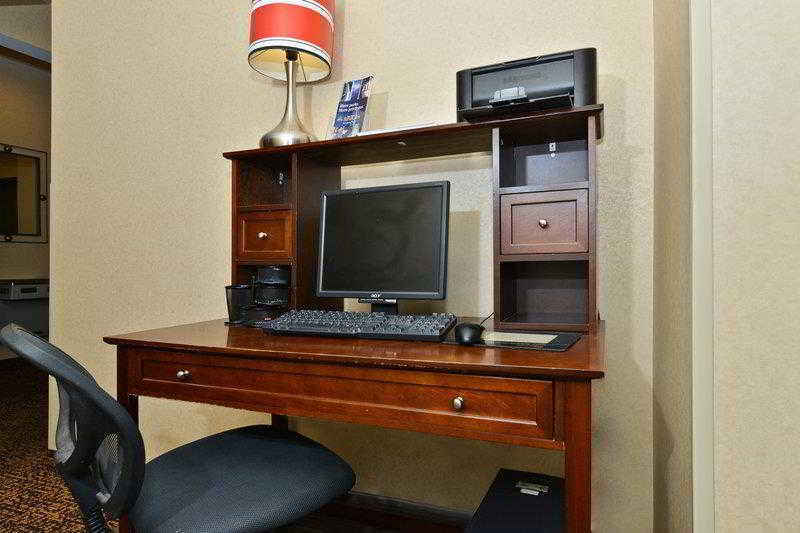 Best Western Plus Executive Inn St. Marys Экстерьер фото