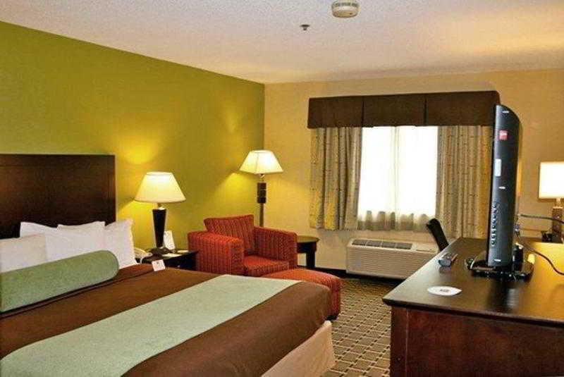 Best Western Plus Executive Inn St. Marys Номер фото