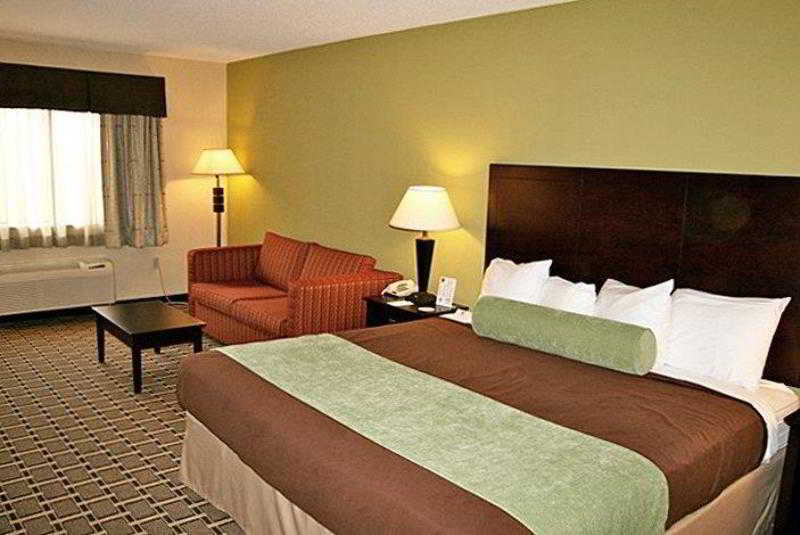Best Western Plus Executive Inn St. Marys Номер фото