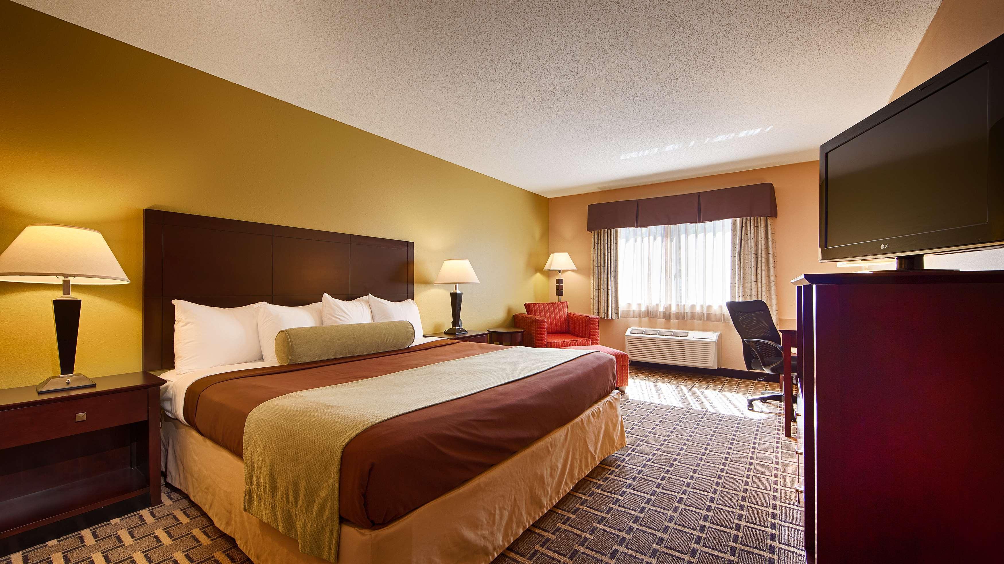 Best Western Plus Executive Inn St. Marys Экстерьер фото